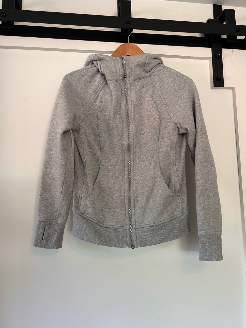 Women’s lululemon full zip scuba hoodie